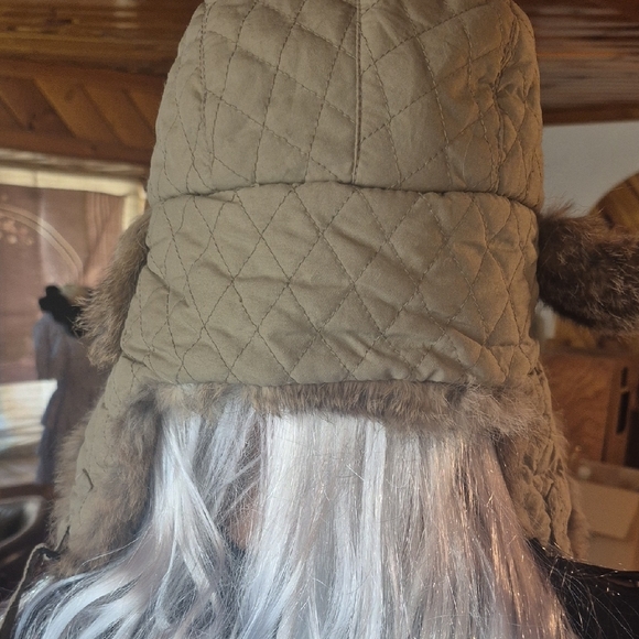 Women's Rabbit Fur Trapper Hat - Picture 4 of 7
